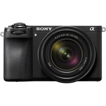 Câmera Digital Sony A6700 26MP 3.0" Lente 18-135MM OSS