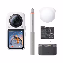 Filmadora Insta360 X6 Essentials Bundle foto 1
