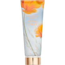 Loção Corporal Victoria's Secret Petal High 236ML
