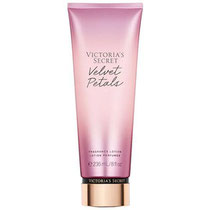 Loção Corporal Victoria's Secret Velvet Petals 236ML