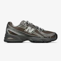 Calzado New Balance 740 Negro Metal