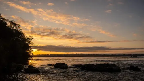Amanhecer nas Cataratas
