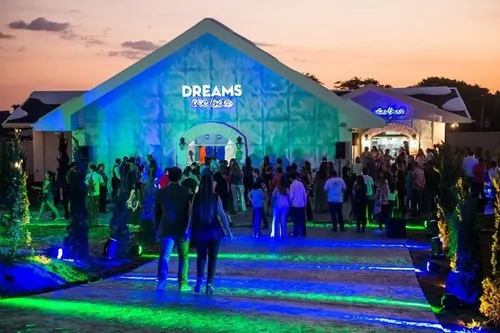 Dreams Ice Bar