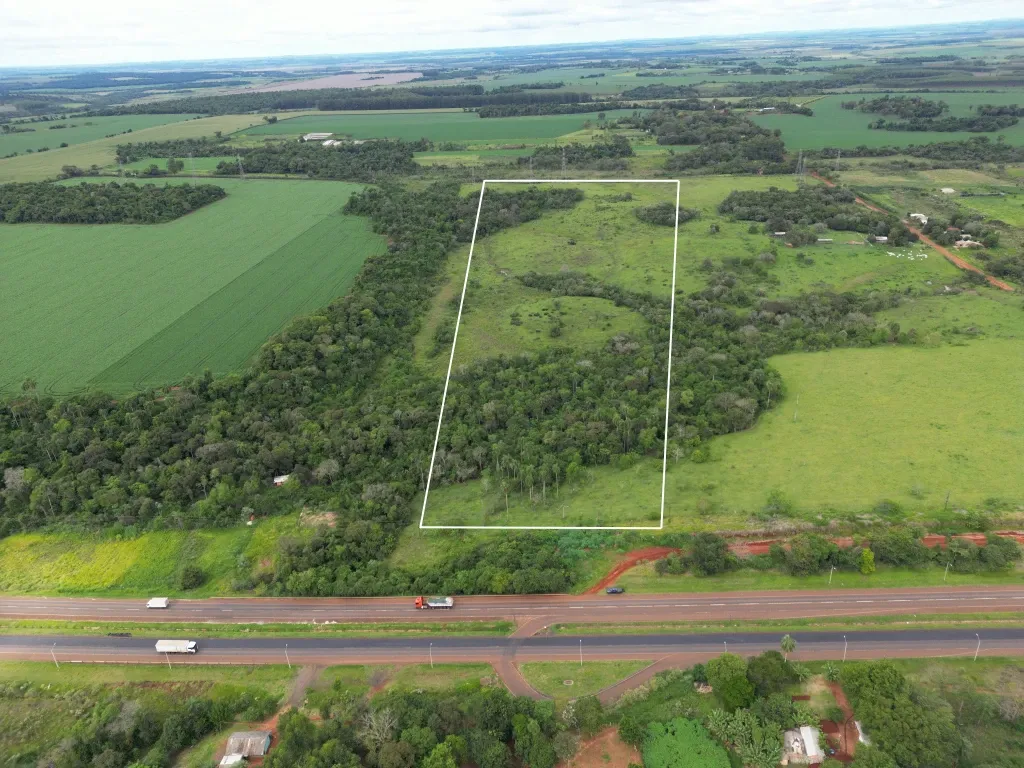 Terreno de 100.000 m² à venda em Yguazú